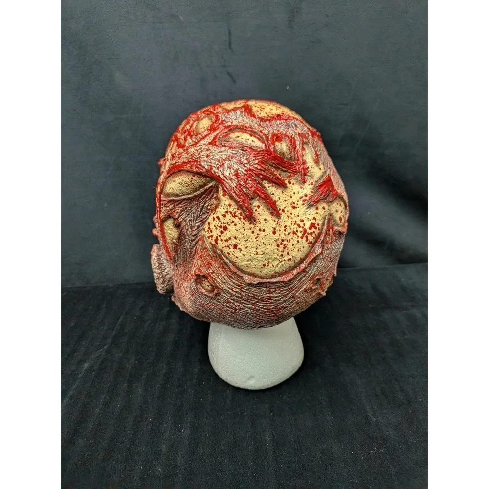 Vintage 2000 OOP Mask Illusions Halloween Gruesome Muscled Membrane Skull Mexico